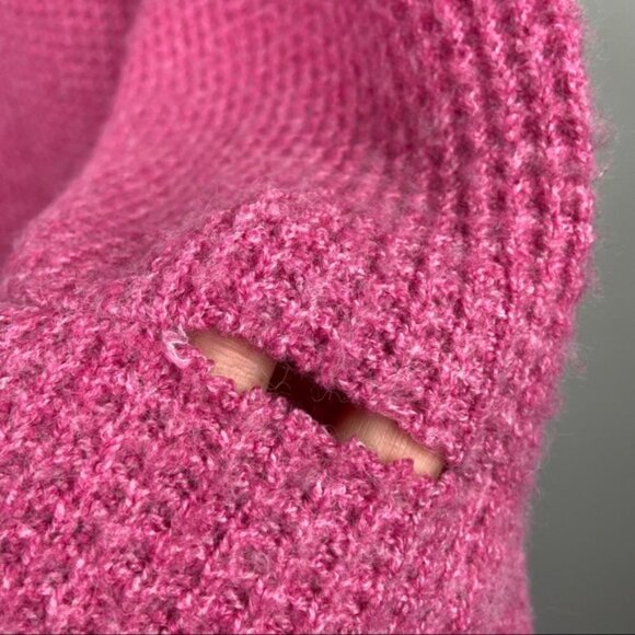 NWT Abound pink‎ women’s knit sweater SMALL - Picture 3 of 7
